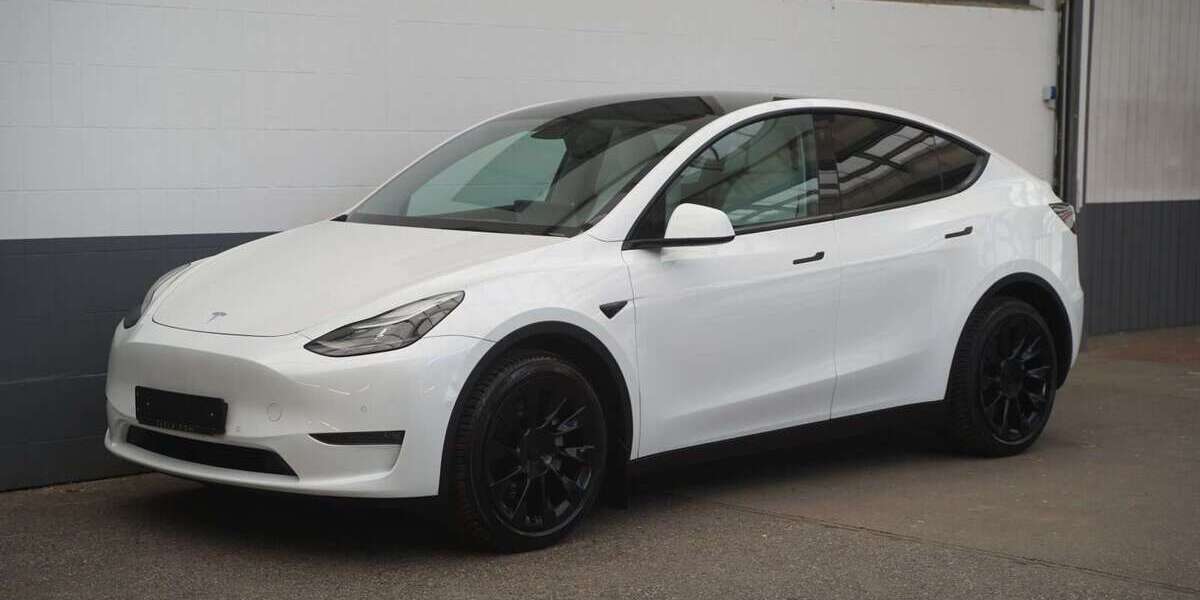 Tesla Model Y 36.276 km 36.850 &euro; Mönchengladbach 41236