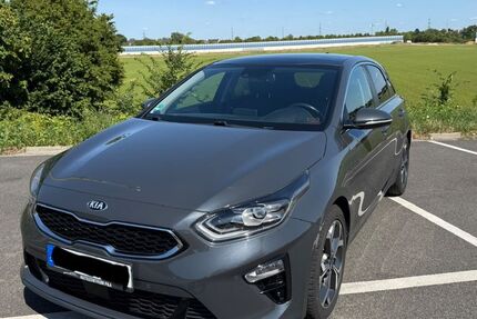 Kia ceed / Ceed 86.000 km 16.490 &euro; Grevenbroich 41516