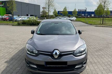 Renault Megane 122.866 km 5.300 &euro; Willich 47877