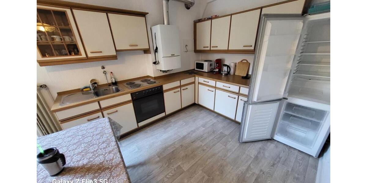 Etagenwohnung Krefeld - 3 Zimmer, 110 m&sup2;, 1.400&euro; | Angebot:26664047