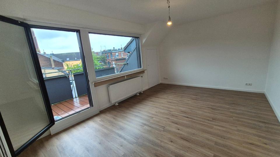 Dachgeschoßwohnung Mönchengladbach Ost - 3 Zimmer, 65 m&sup2;, 650&euro; | Angebot:26648956