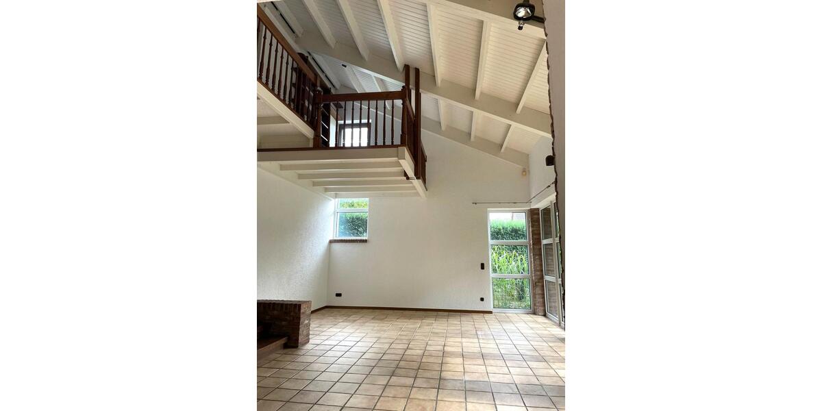 Einfamilienhaus Dormagen Sankt Peter - 7 Zimmer, 280 m&sup2;, 3.400&euro; | Angebot:27615902