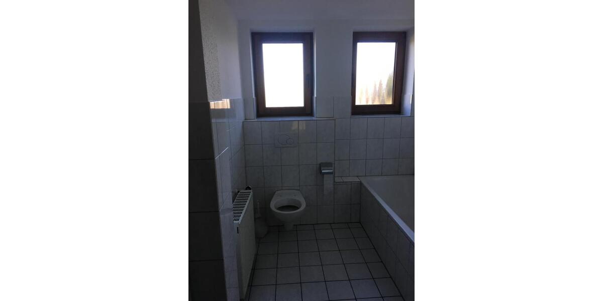 Etagenwohnung Krefeld Gellep-Stratum - 1 Zimmer, 71 m&sup2;, 700&euro; | Angebot:24876823