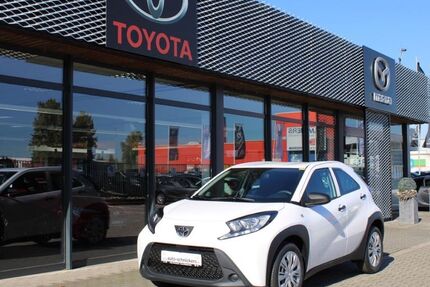 Toyota Aygo (X) 60.192 km 10.240 &euro; Moers 47441