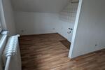 Dachgeschoßwohnung Duisburg Huckingen - 1.5 Zimmer, 30 m&sup2;, 330&euro; | Angebot:24224463