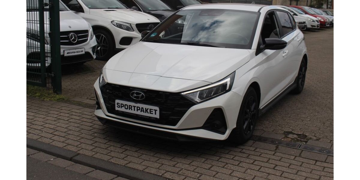 Hyundai i20 48.000 km 15.850 &euro; Duisburg 47139