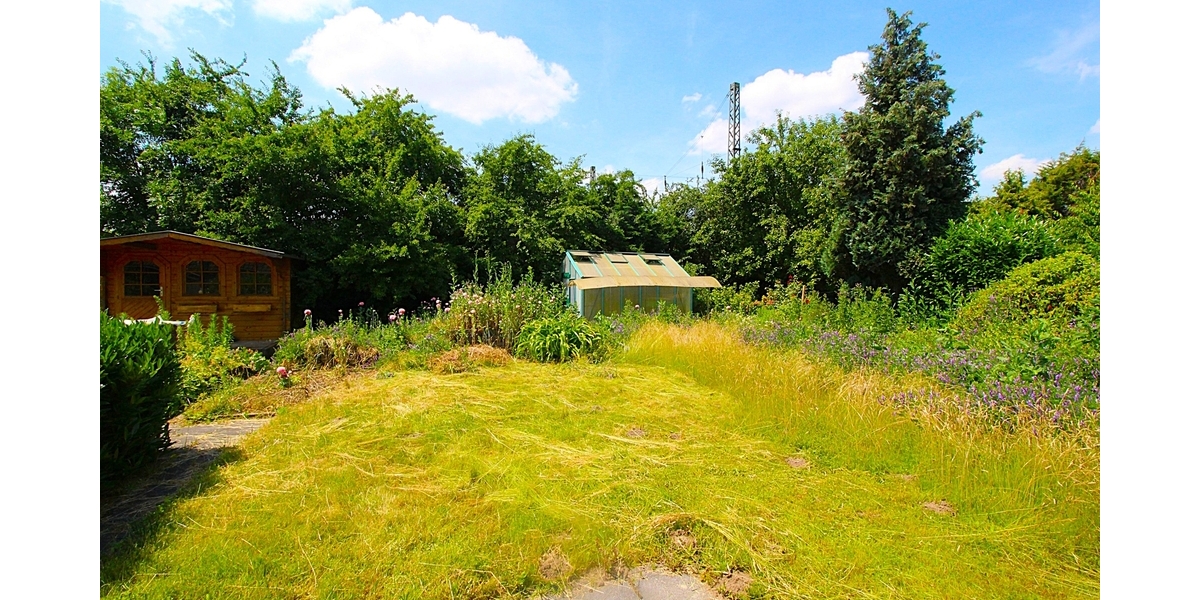 Duisburg Rahm: Gepflegte Doppelhaushälfte mit Garage auf schönem Sonnengrundstück - Doppelhaushälfte Duisburg / Rahm Rahm | Angebot:27009070