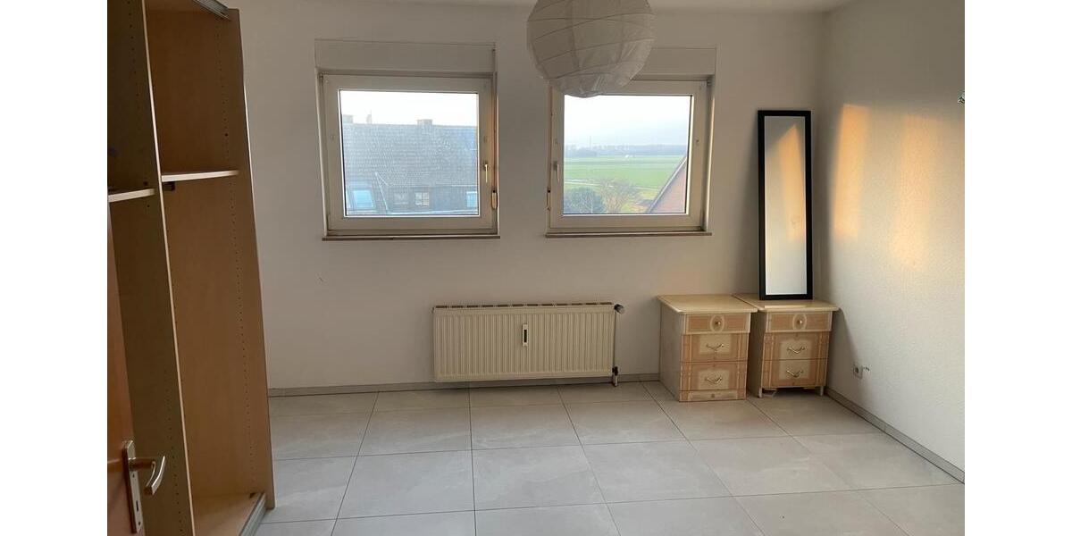 Etagenwohnung Kaarst - 3 Zimmer, 82 m&sup2;, 1.320&euro; | Angebot:25023231