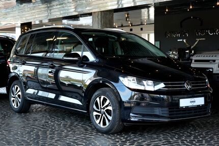 VW Touran 93.646 km 23.499 &euro; Mönchengladbach 41199