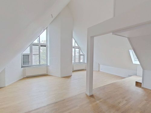 Etagenwohnung Mönchengladbach - 3 Zimmer, 148 m&sup2;, 854&euro; | Angebot:24473962