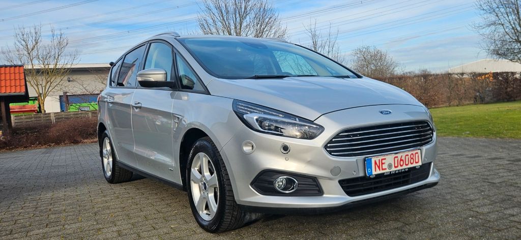 Ford S-Max 158.500 km 11.900 &euro; Neuss 41460
