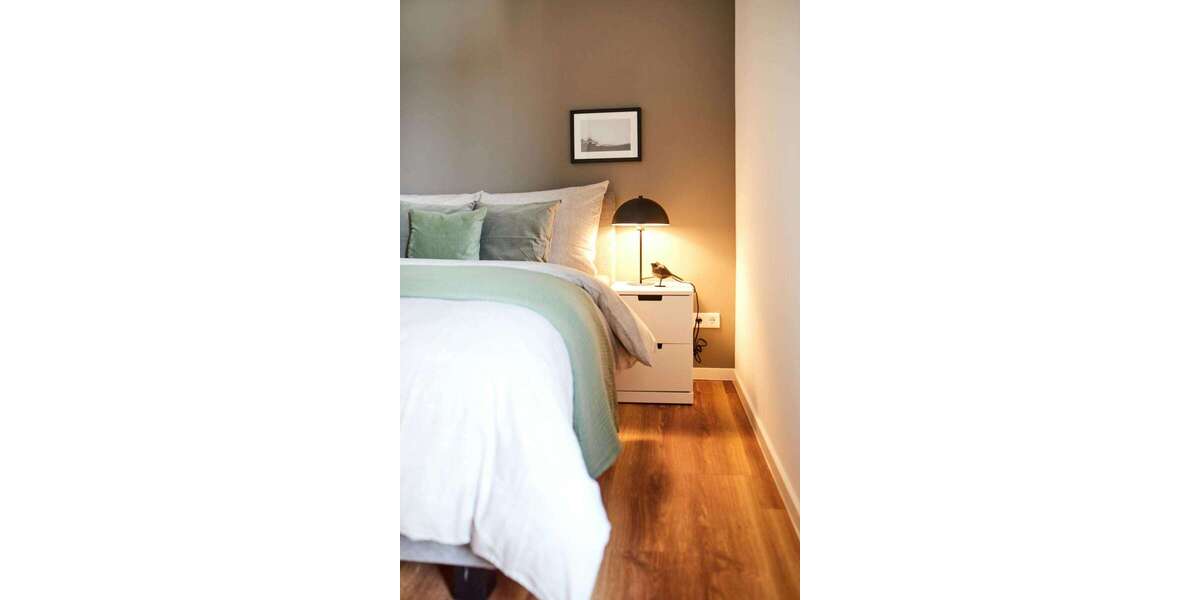 Zimmer Düsseldorf Eller - 1 Zimmer, 1.150&euro; | Angebot:25529903