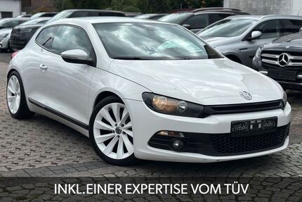VW Scirocco 124.800 km 9.398 &euro; Mönchengladbach 41063