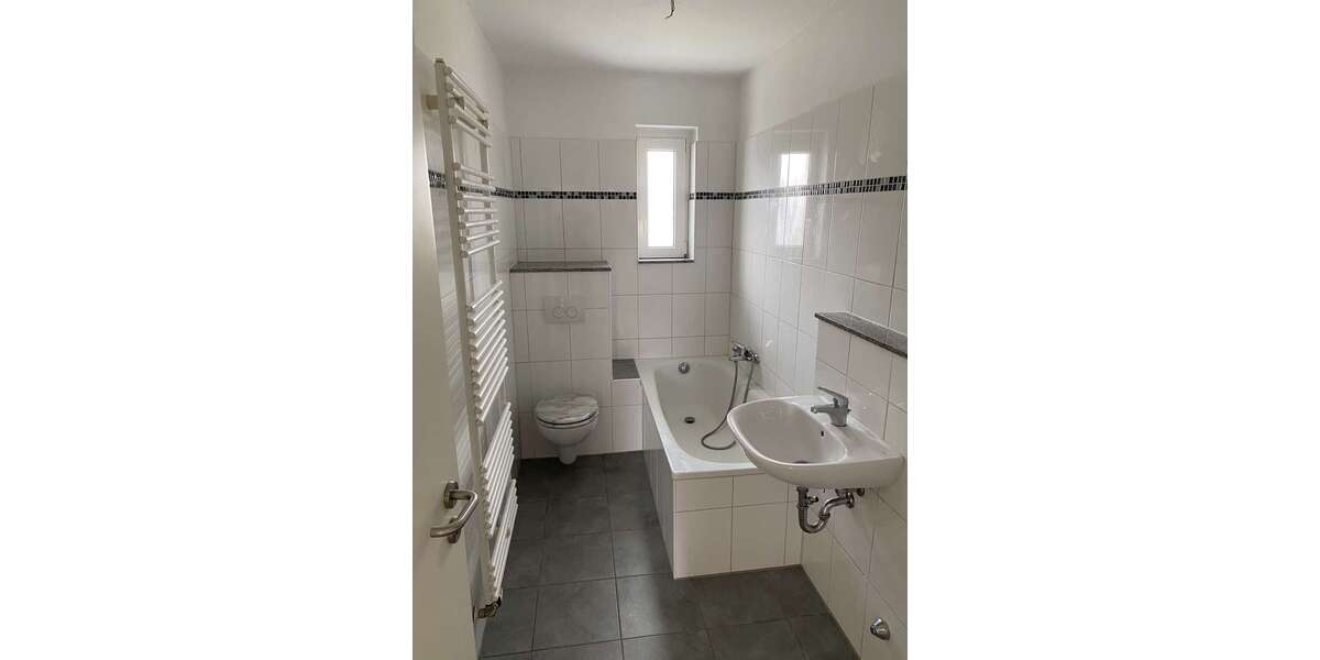 Etagenwohnung Mönchengladbach Bettrath-Hoven - 4 Zimmer, 75 m&sup2;, 495&euro; | Angebot:26943658