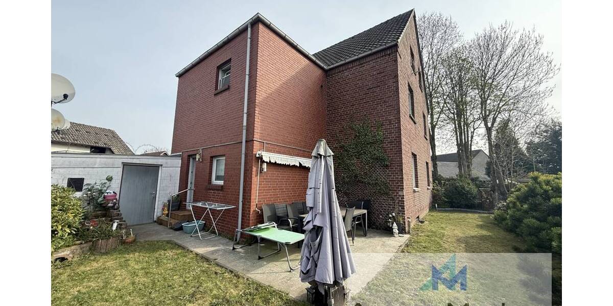 Mehrfamilienhaus, Wohnhaus Mönchengladbach-Kothausen Kothausen - 9 Zimmer, 120 m&sup2;, 275.000&euro; | Angebot:26554502