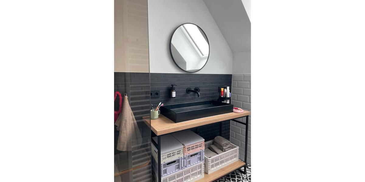 Dachgeschoßwohnung Ratingen Homberg - 3 Zimmer, 100 m&sup2;, 1.430&euro; | Angebot:26552489