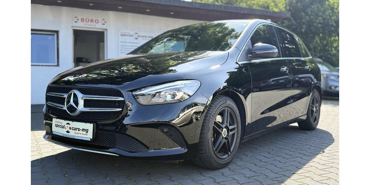 Mercedes-Benz B 200 d Comand Online / Kamera / Teilleder / DAB 34.000 km 25.290 &euro; Mönchengladbach 41066