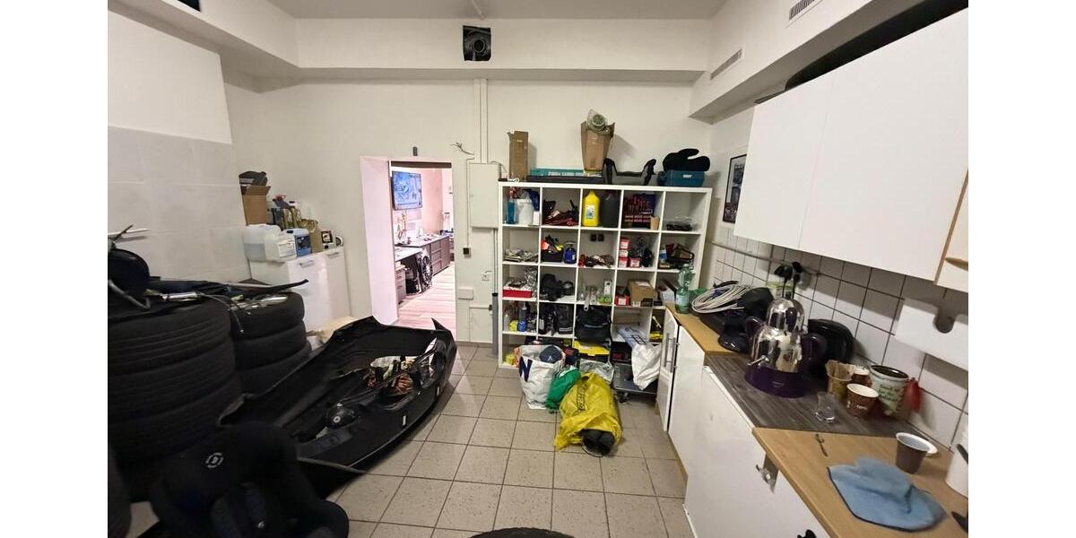 Gewerbeobjekt Düsseldorf Stadtbezirk 6 - 700&euro; | Angebot:24827612