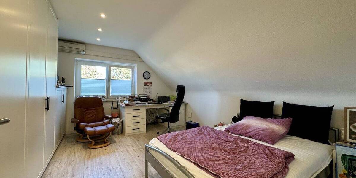 Einfamilienhaus Krefeld Verberg - 4 Zimmer, 119 m&sup2;, 545.000&euro; | Angebot:25744002