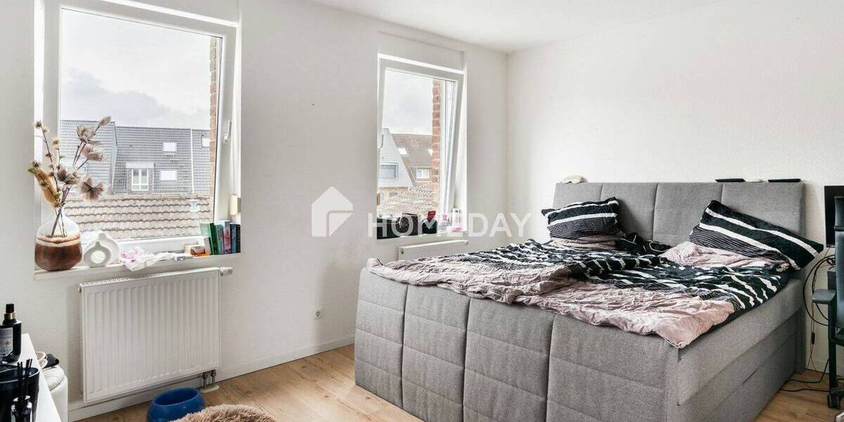 Reihenmittelhaus Mönchengladbach Giesenkirchen - 7 Zimmer, 180 m&sup2;, 389.000&euro; | Angebot:26016914