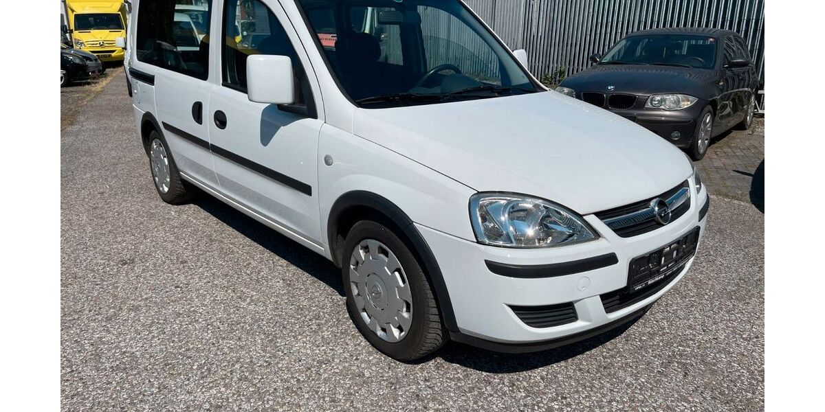 Opel Combo 33.806 km 3.500 &euro; Düsseldorf 40233