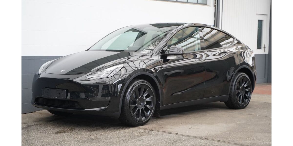 Tesla Model Y 19.998 km 40.750 &euro; Mönchengladbach 41236
