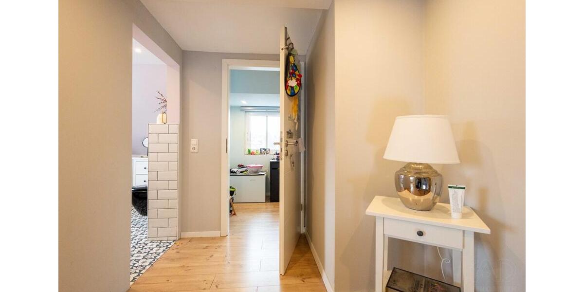 Etagenwohnung Jüchen - 4 Zimmer, 116 m&sup2;, 1.500&euro; | Angebot:24487686