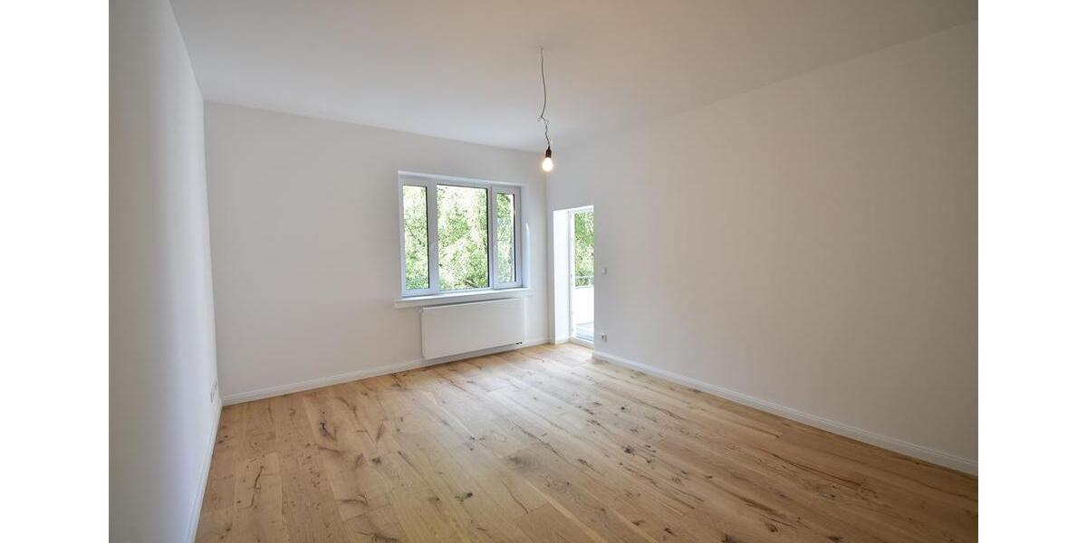 Etagenwohnung Düsseldorf Heerdt - 2 Zimmer, 93 m&sup2;, 1.795&euro; | Angebot:23214032