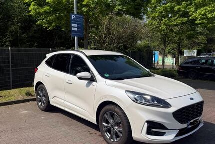 Ford Kuga 40.000 km 21.000 &euro; Düsseldorf 40229
