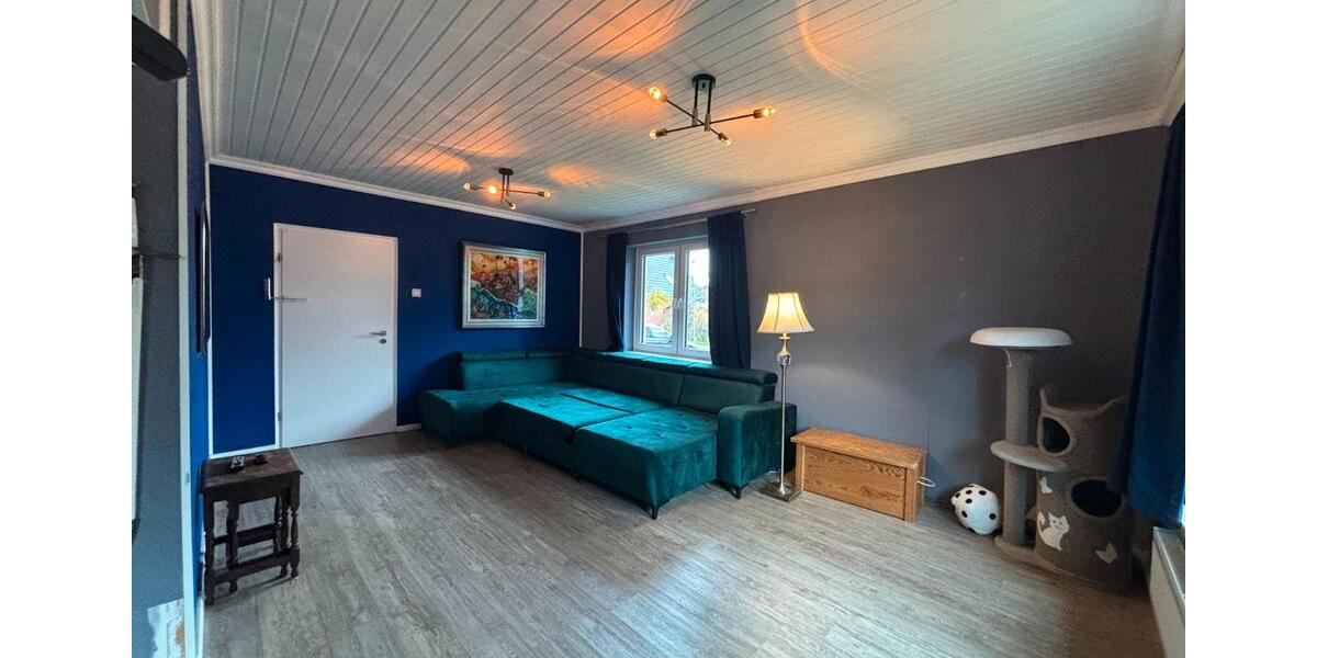 Einfamilienhaus Düsseldorf Niederkassel - 7 Zimmer, 207 m&sup2;, 475.000&euro; | Angebot:26635917