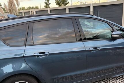 Ford S-Max 120.752 km 17.999 &euro; Rommerskirchen 41569