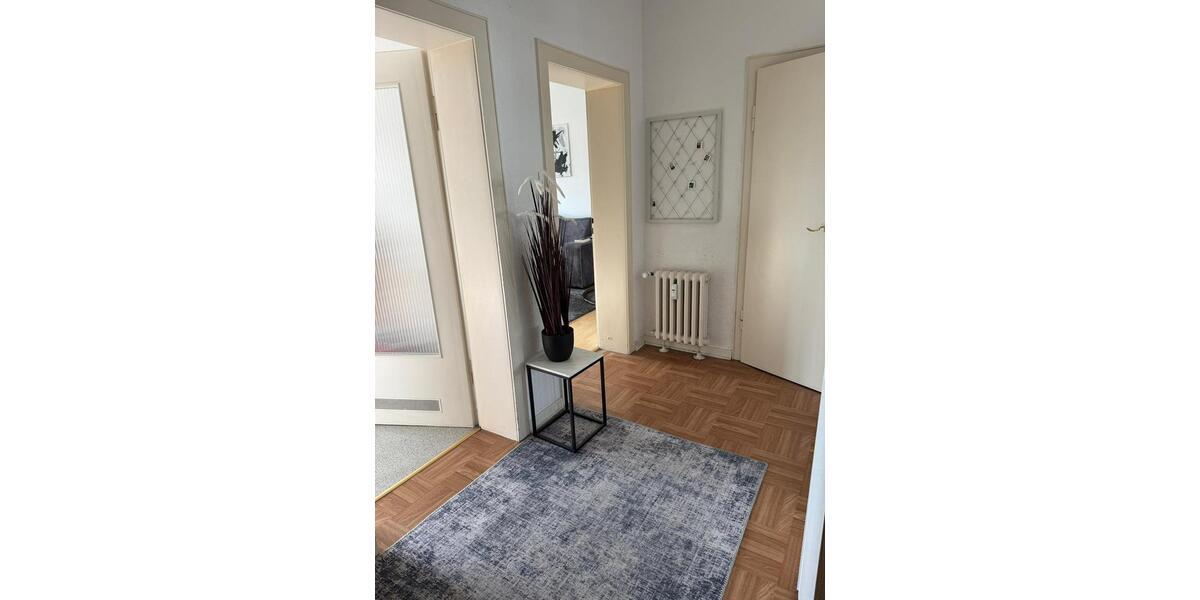 Etagenwohnung Krefeld Cracau - 2 Zimmer, 64 m&sup2;, 630&euro; | Angebot:25181567