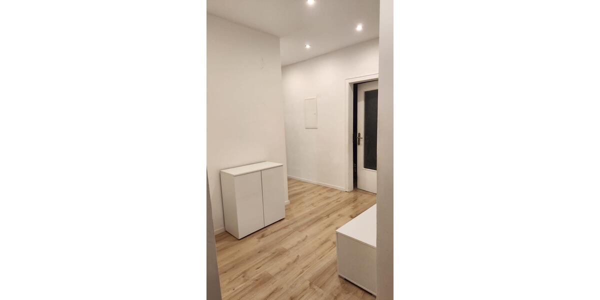 Etagenwohnung Mönchengladbach Süd - 3 Zimmer, 87 m&sup2;, 1.350&euro; | Angebot:26588817