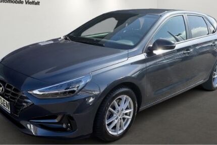 Hyundai i30 42.500 km 16.590 &euro; Mönchengladbach 41061