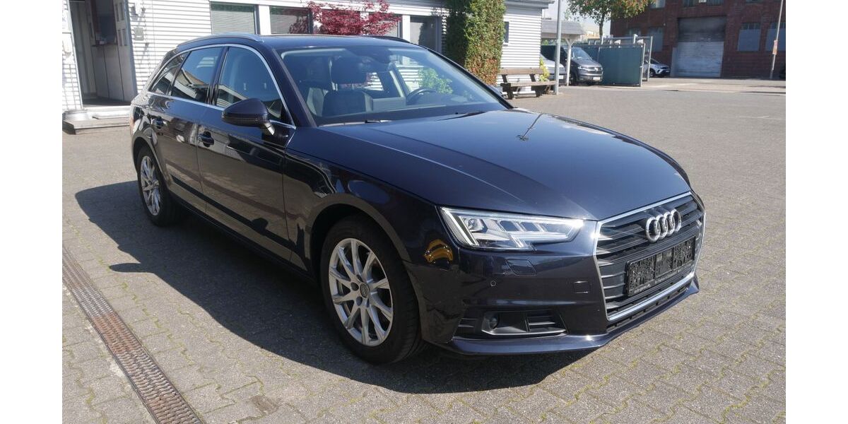 Audi A4 147.928 km 13.950 &euro; Düsseldorf 40233