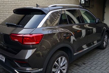 VW T-Roc 88.000 km 17.990 &euro; Mönchengladbach 41066