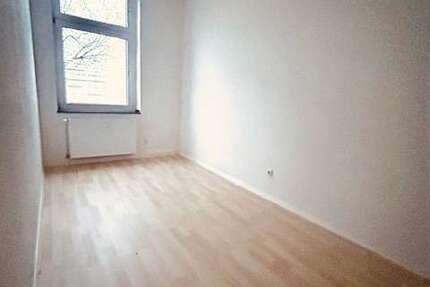 Wohnung Krefeld Cracau - 3 Zimmer, 68 m&sup2;, 550&euro; | Angebot:24446828