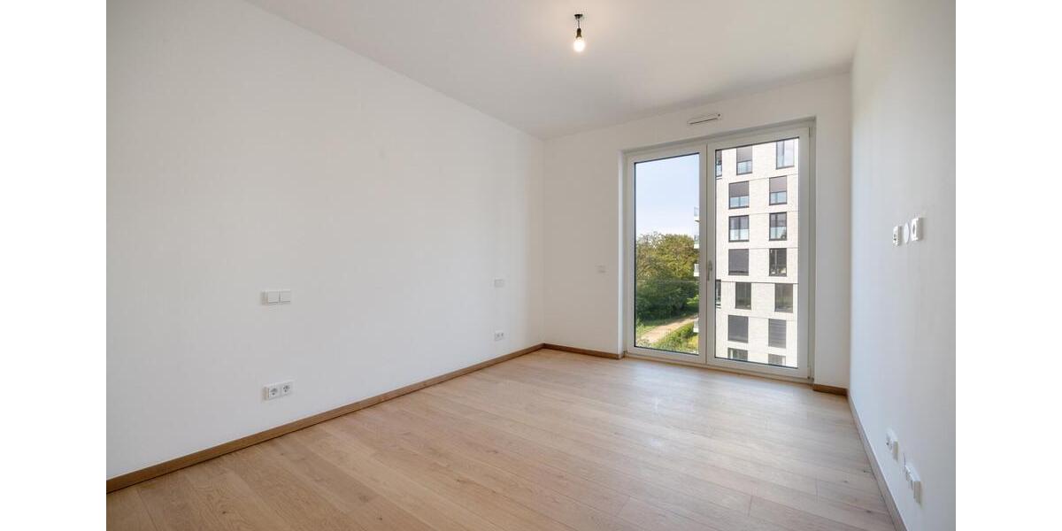 Etagenwohnung Düsseldorf Heerdt - 4 Zimmer, 102 m&sup2;, 2.754&euro; | Angebot:26503883