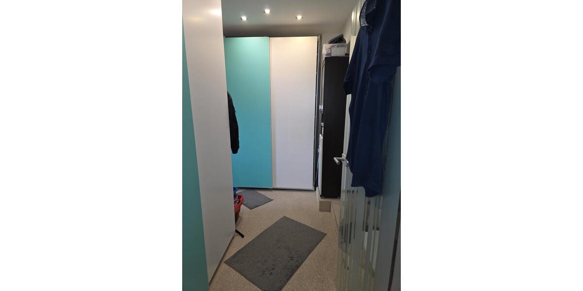 Etagenwohnung Duisburg Mittelmeiderich - 4 Zimmer, 125 m&sup2;, 1.150&euro; | Angebot:26621370