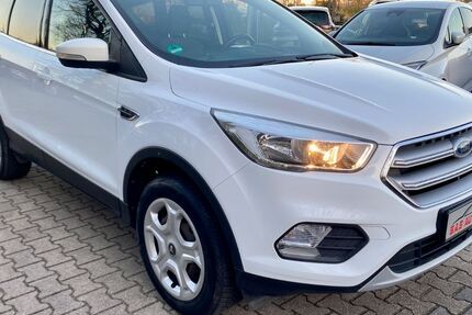 Ford Kuga 72.180 km 11.400 &euro; Moers 47445