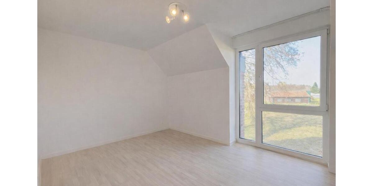 Etagenwohnung Erkelenz - 3 Zimmer, 117 m&sup2;, 1.665&euro; | Angebot:25646304