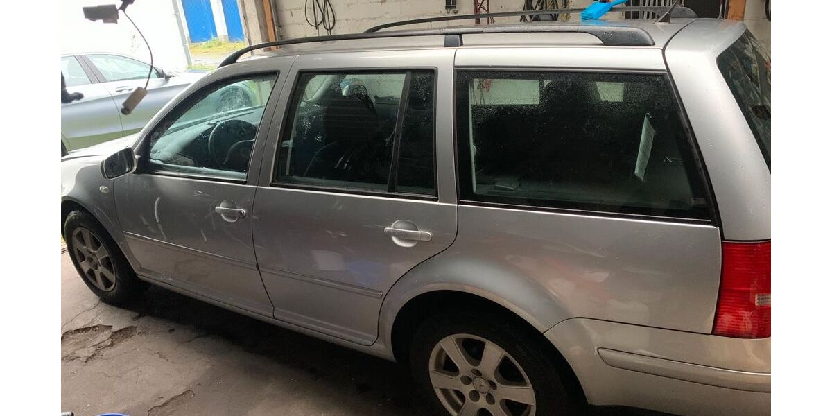 VW Golf 200.000 km 2.100 &euro; duisburg 47051