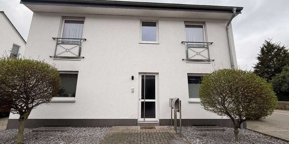 Etagenwohnung Moers Rheinkamp - 4 Zimmer, 111 m&sup2;, 358.000&euro; | Angebot:25792082