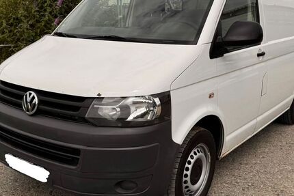 VW T5 Transporter 337.000 km 5.500 &euro; Düsseldorf 40549