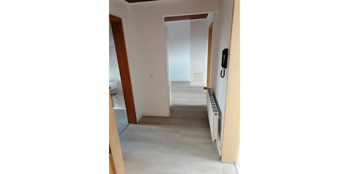 Dachgeschoßwohnung Mönchengladbach Ost - 2 Zimmer, 40 m&sup2;, 310&euro; | Angebot:26040971