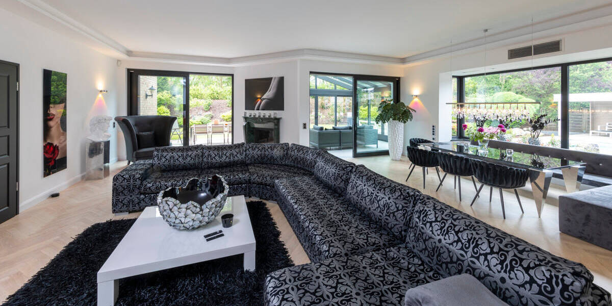 Bungalow Neuss Stadionviertel - 8 Zimmer, 242 m&sup2;, 2.400.000&euro; | Angebot:26585137