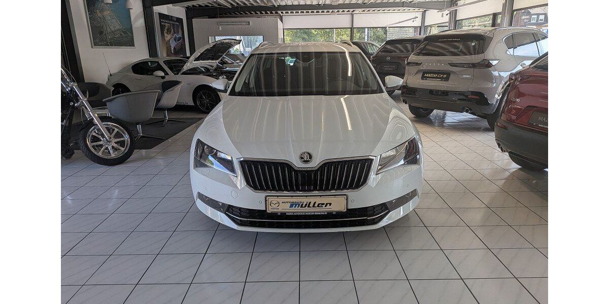 Skoda Superb 141.781 km 15.450 &euro; Bedburg 50181
