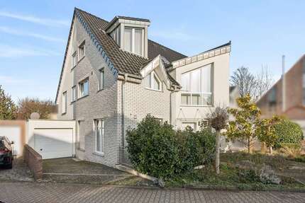 Haus Mönchengladbach West - 7 Zimmer, 269 m&sup2;, 729.000&euro; | Angebot:24753759