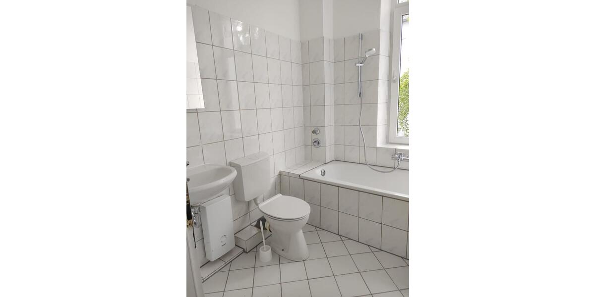 Etagenwohnung Krefeld - 3 Zimmer, 69 m&sup2;, 1.100&euro; | Angebot:25941038