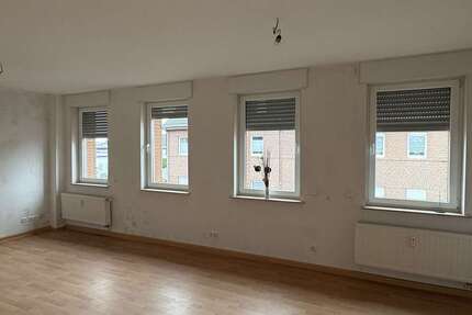 Wohnung Duisburg Rheinhausen - 3 Zimmer, 80 m&sup2;, 595&euro; | Angebot:25440116